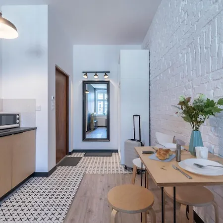 Garbary شقة فندقية